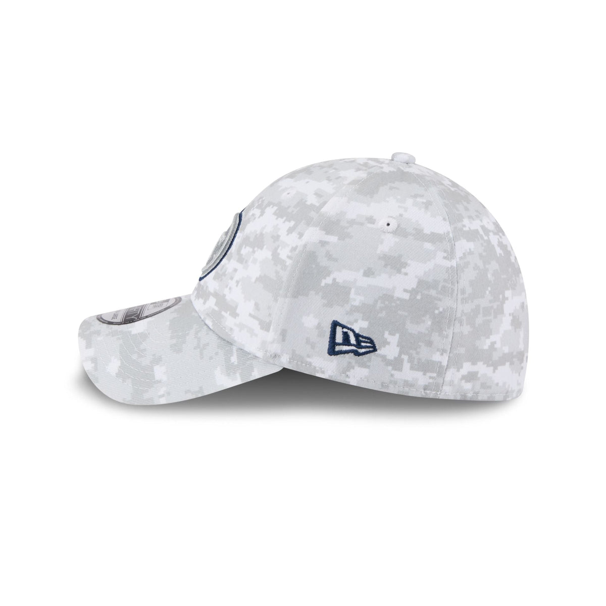 Tennessee Titans 2025 Salute to Service Fan Gear 39THIRTY Stretch Fit Hat
