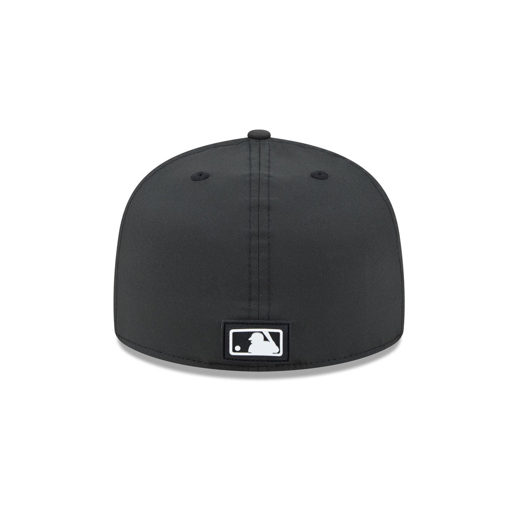 Baltimore Orioles 2026 Clubhouse Black & White 59FIFTY Fitted Hat
