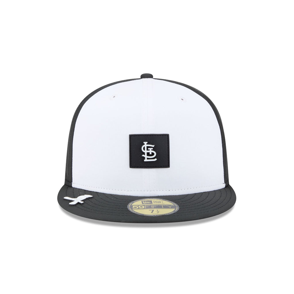 St. Louis Cardinals 2026 Clubhouse Black & White 59FIFTY Fitted Hat