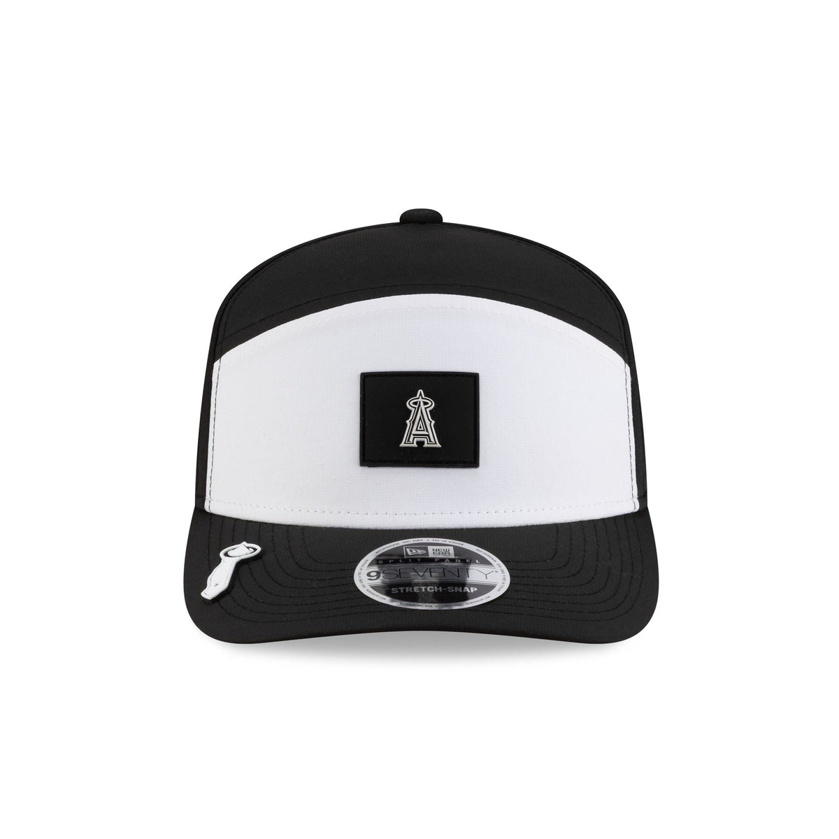 Los Angeles Angels 2026 Clubhouse Black & White Split Panel 9SEVENTY Stretch-Snap Hat