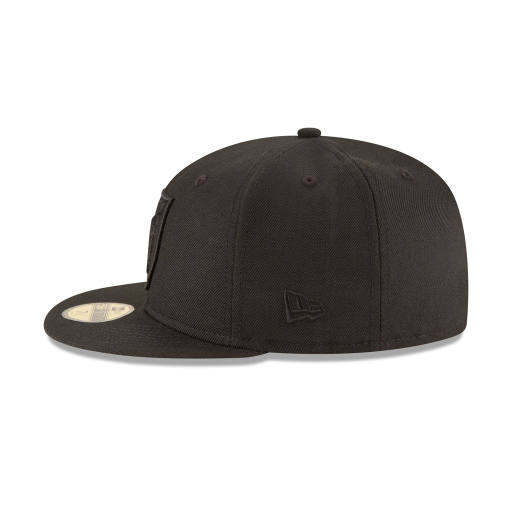 Las Vegas Raiders Black on Black 59FIFTY Fitted Hat